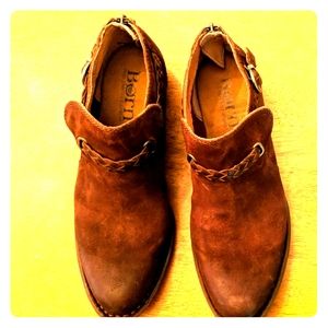 Borne boot shoe